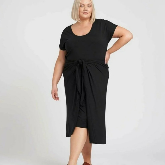 NWT Universal Standard Summer Wrap Dress Black XS - Picture 1 of 6